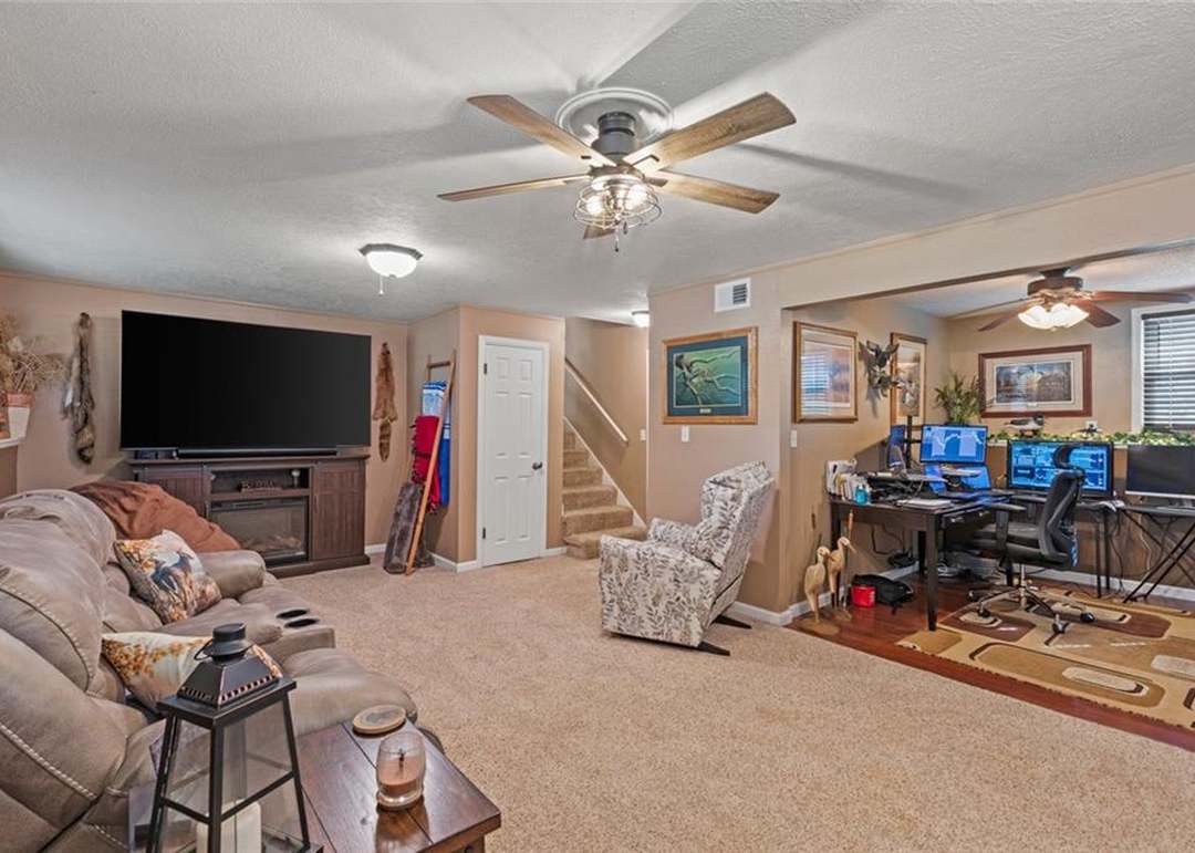 1312 Elm Street — photo 2