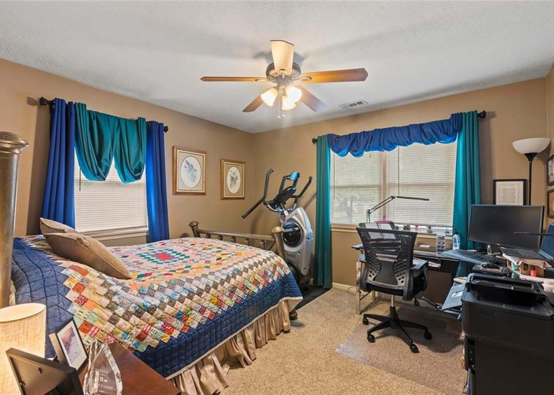 1312 Elm Street — photo 11