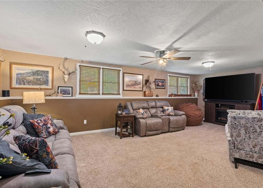 1312 Elm Street — photo 12