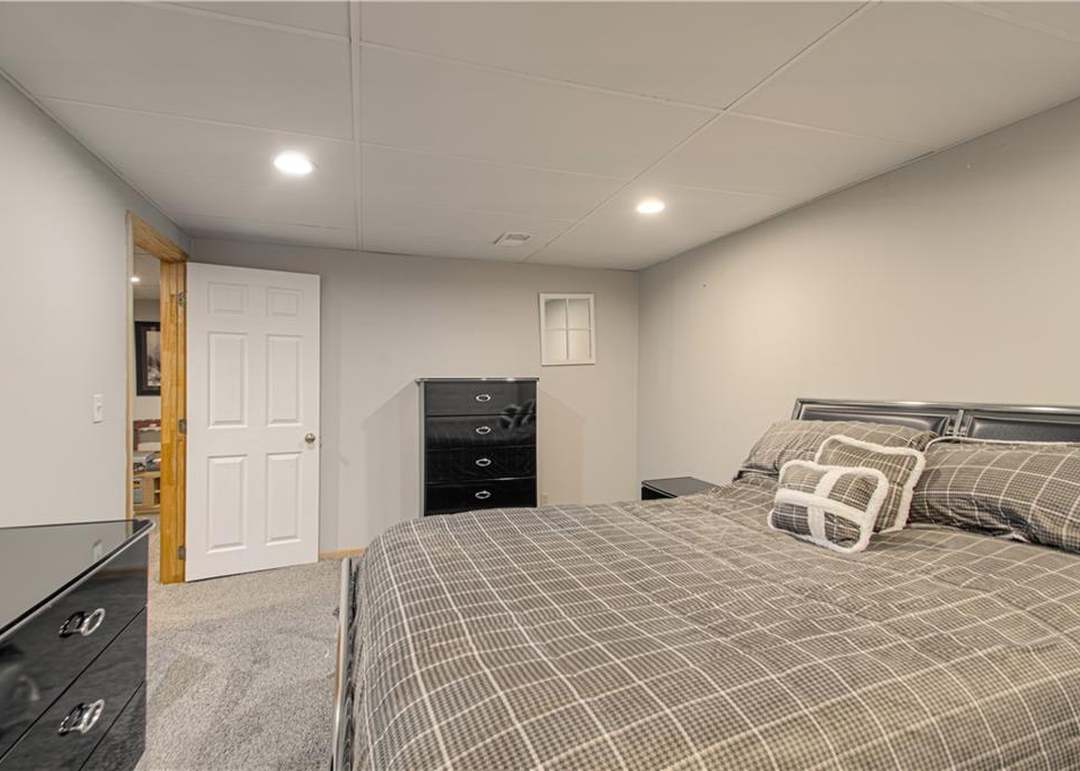 13130 W 105th Street — photo 38