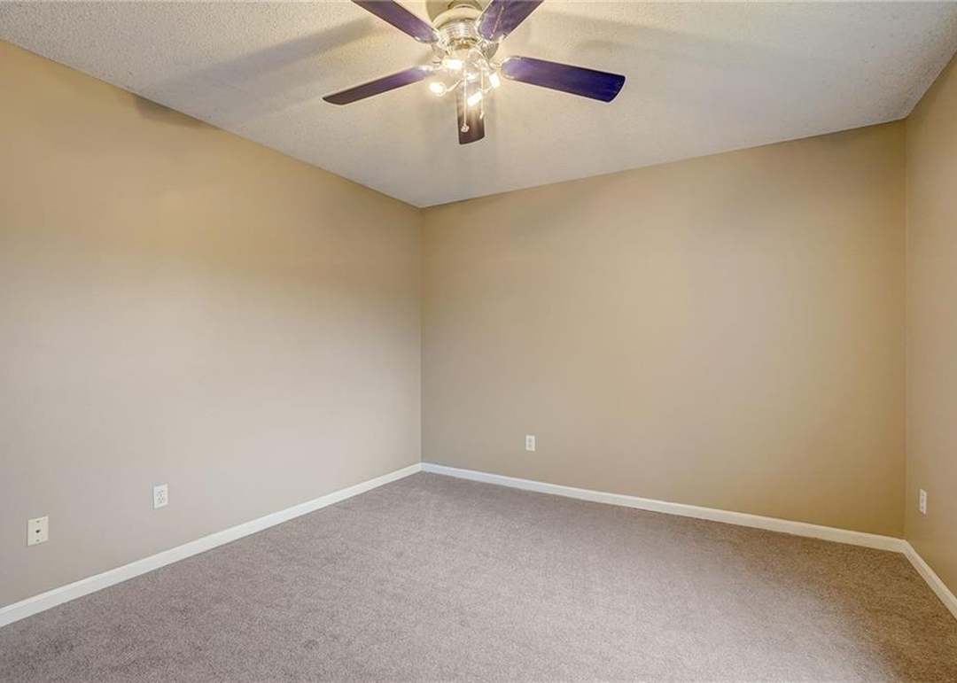 13131 S Summit Street — photo 5