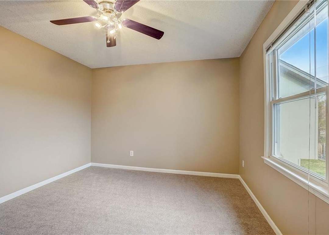 13131 S Summit Street — photo 6