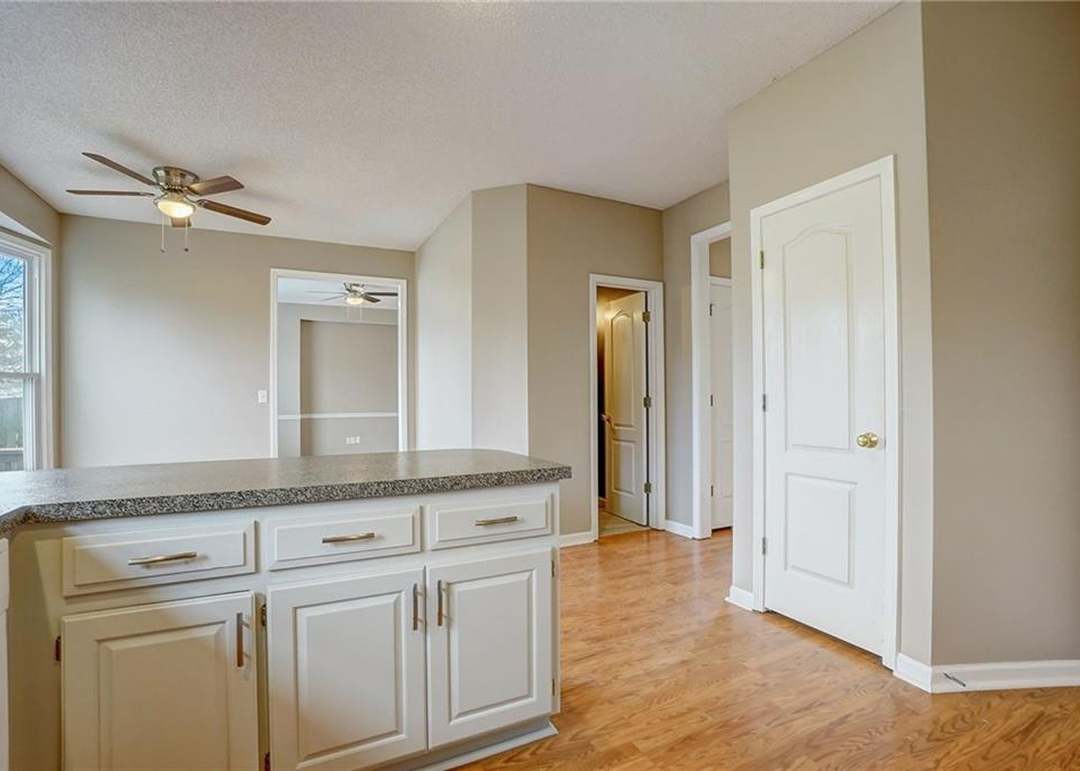 13131 S Summit Street — photo 7