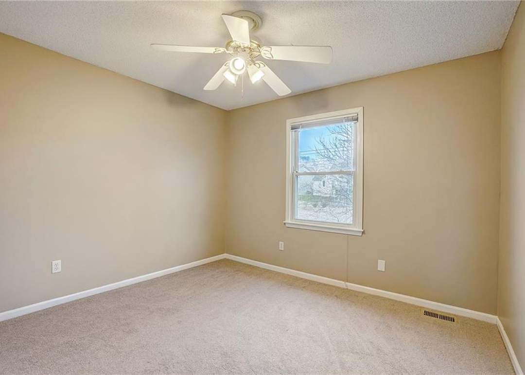 13131 S Summit Street — photo 23