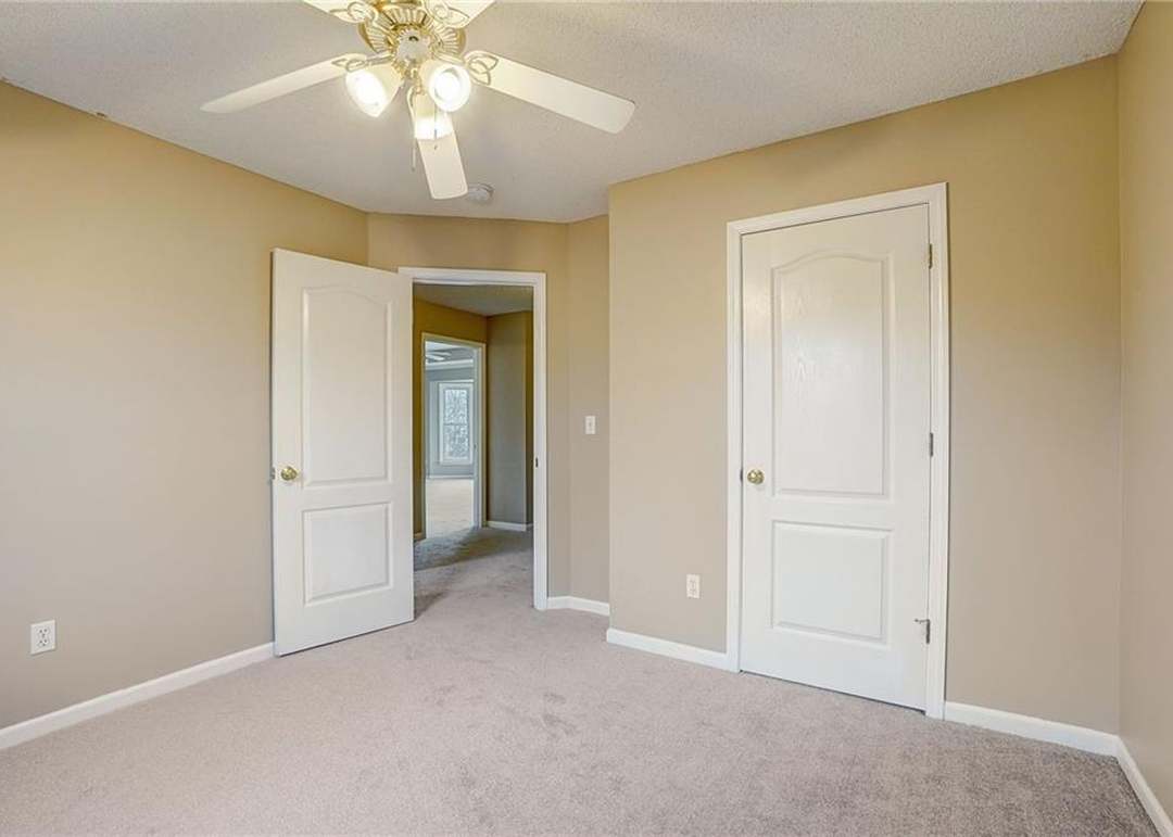 13131 S Summit Street — photo 25