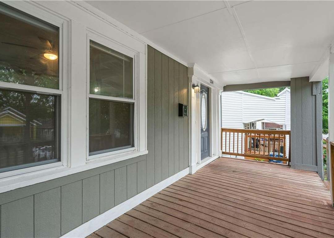 1314 E 62nd Street — photo 11