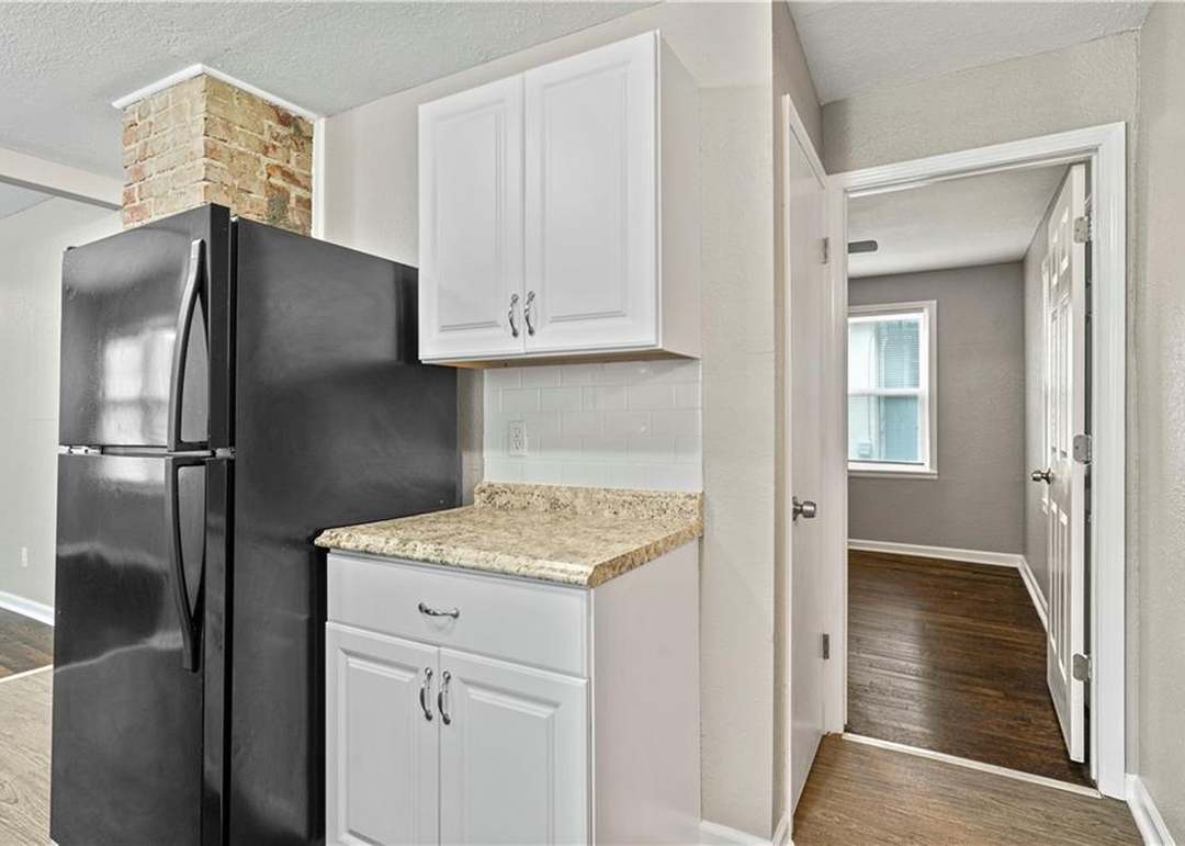 1314 E 62nd Street — photo 17