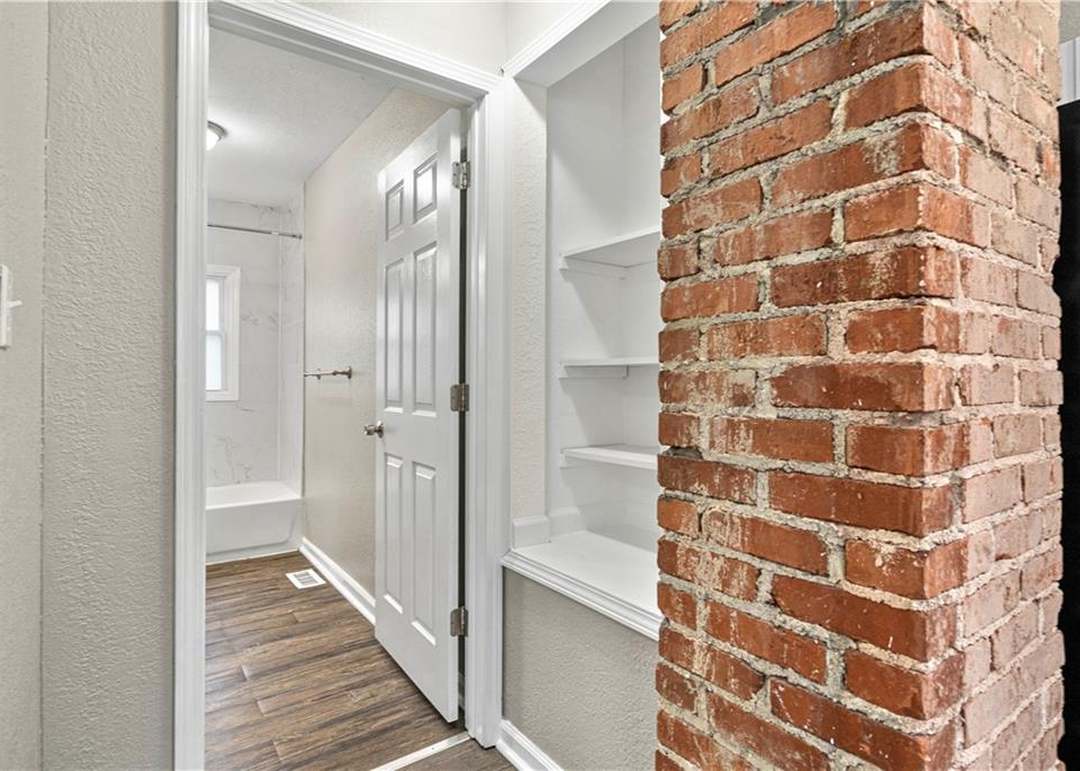 1314 E 62nd Street — photo 19