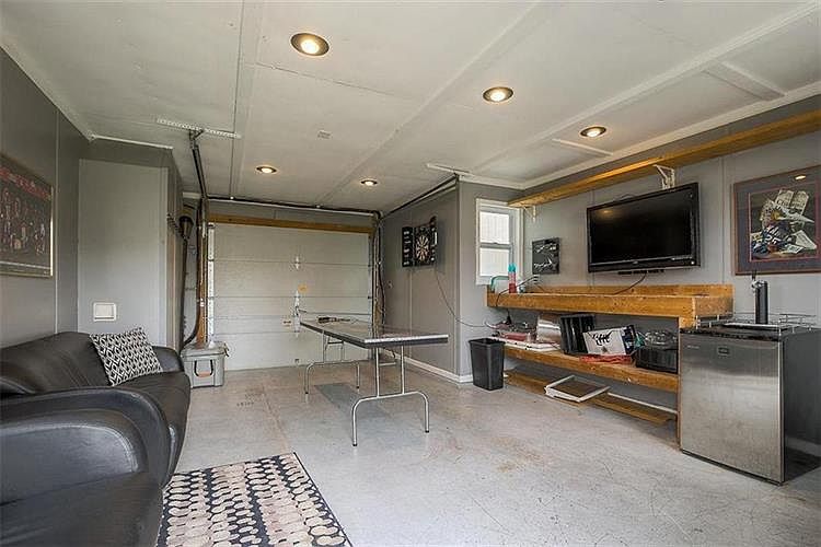 13205 KING STREET — photo 46