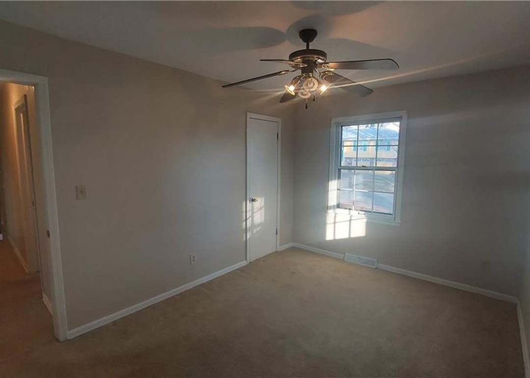 13212 Winchester Avenue — photo 26