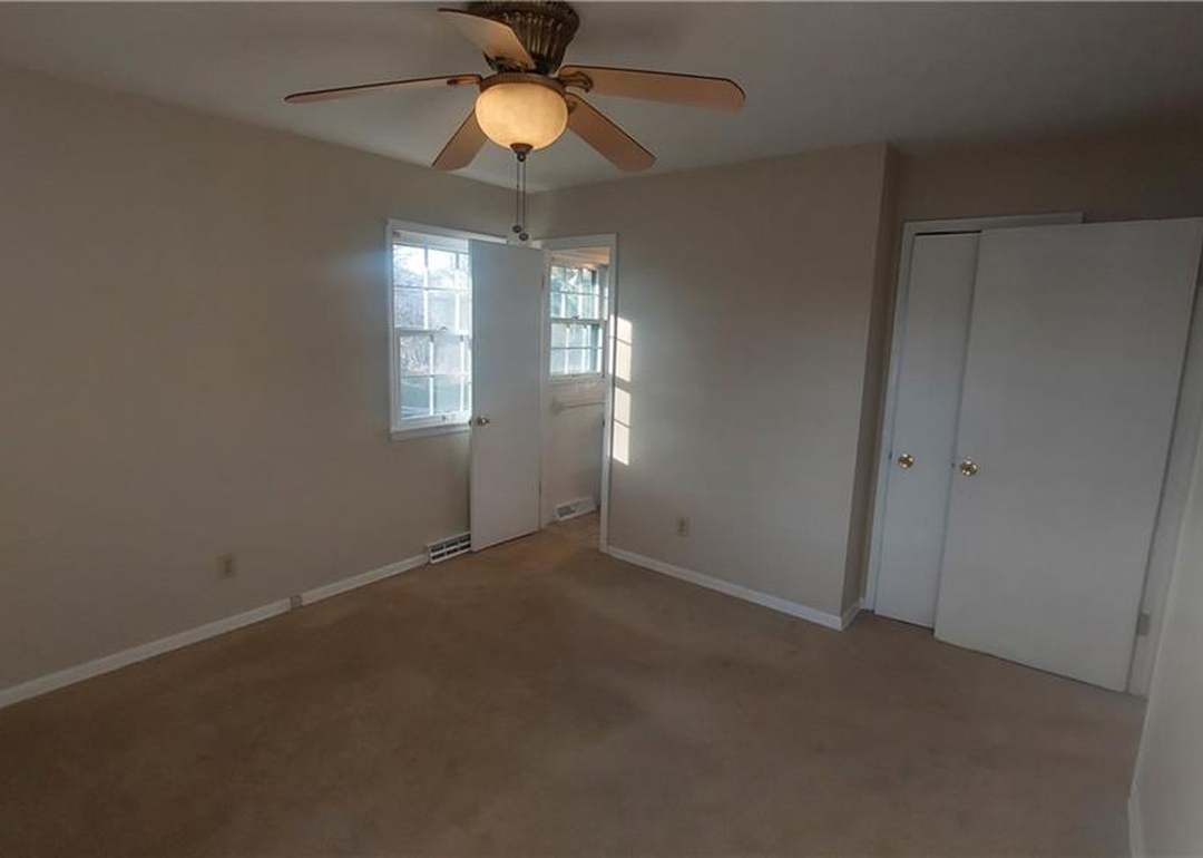 13212 Winchester Avenue — photo 28