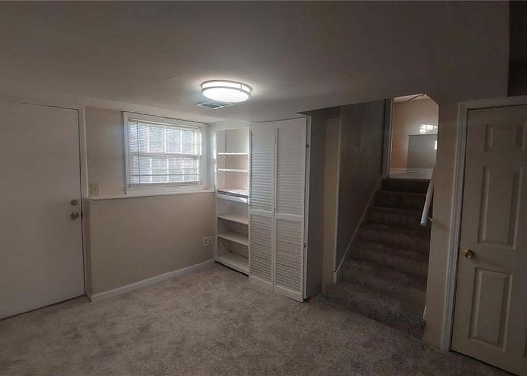 13212 Winchester Avenue — photo 37