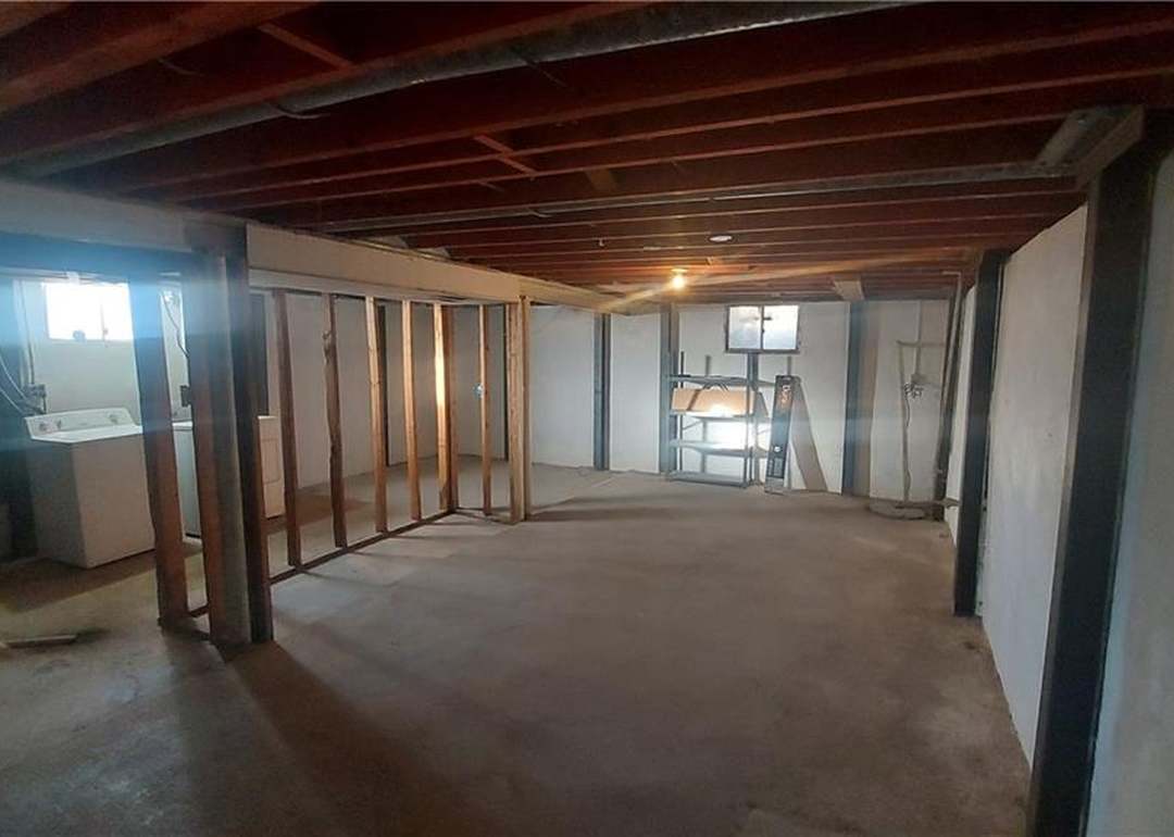 13212 Winchester Avenue — photo 38