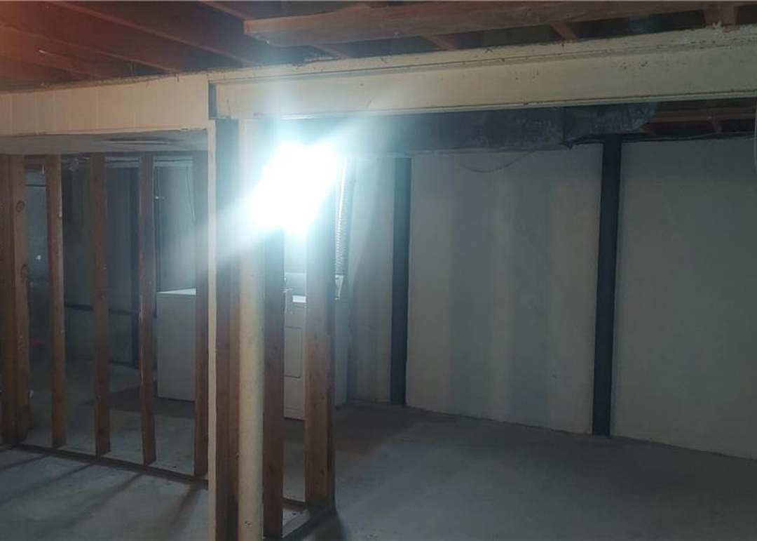 13212 Winchester Avenue — photo 47