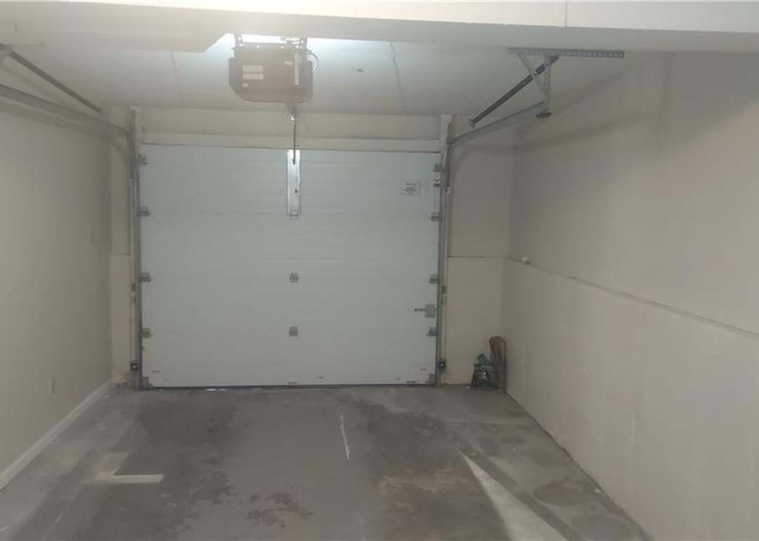 13212 Winchester Avenue — photo 50