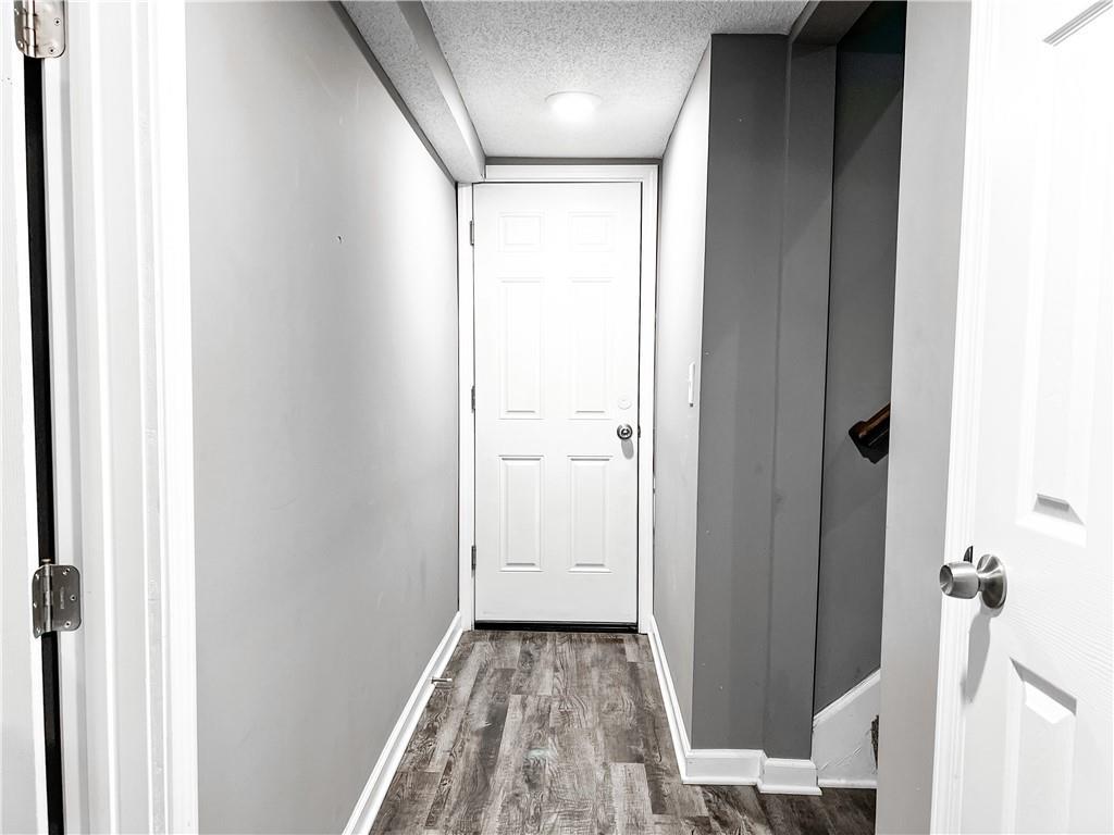 13213 Winchester Avenue — photo 23