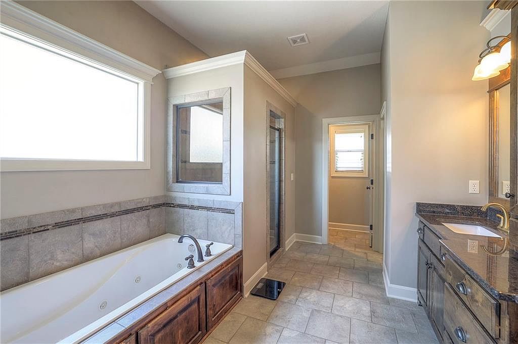 13216 W 141ST STREET — photo 32