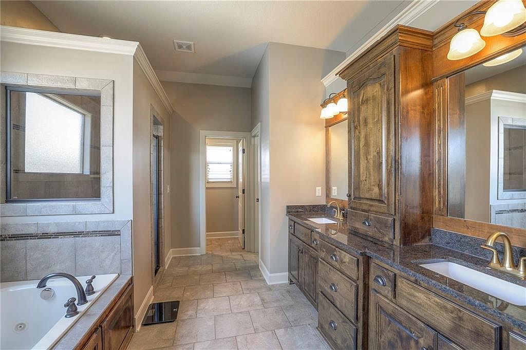 13216 W 141ST STREET — photo 33