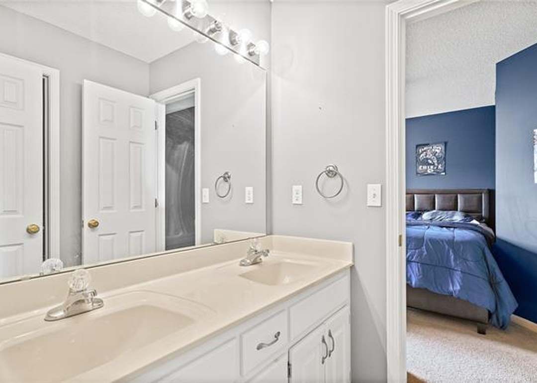 13304 W 138th Street — photo 40