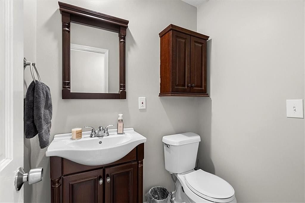 13321 W 112th Terrace — photo 15