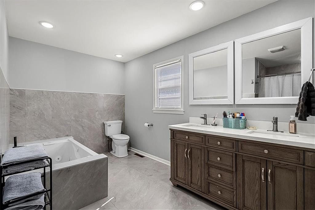 13321 W 112th Terrace — photo 18
