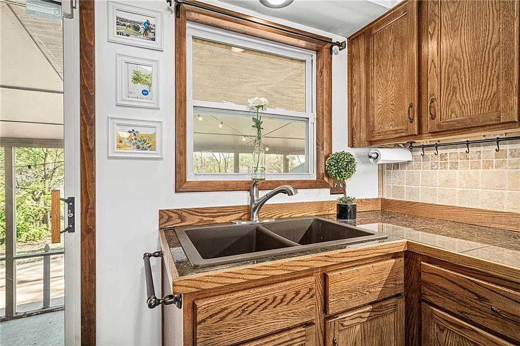 13331 W 61st Street — photo 14