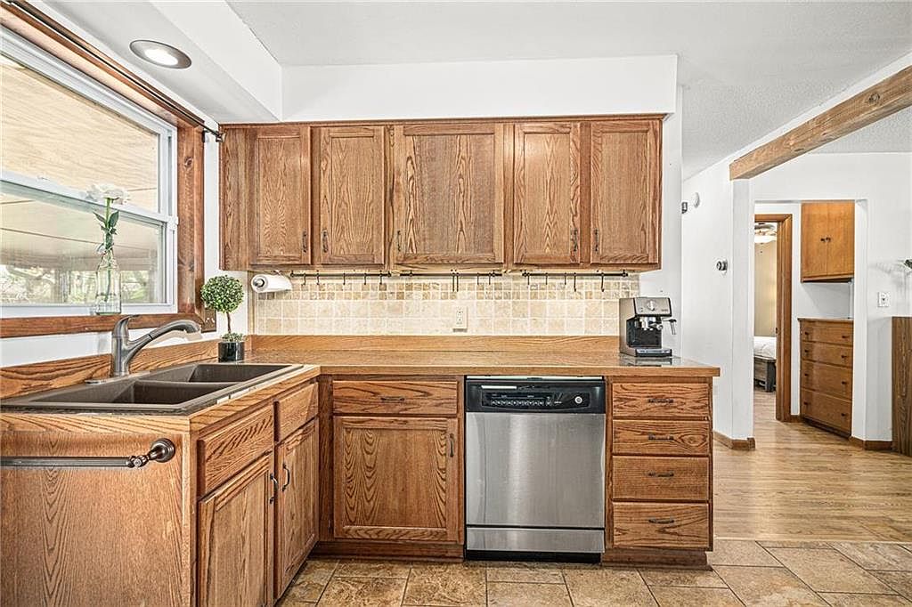 13331 W 61st Street — photo 16