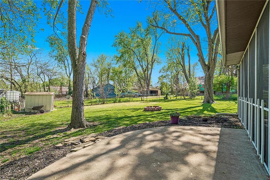 13331 W 61st Street — photo 29