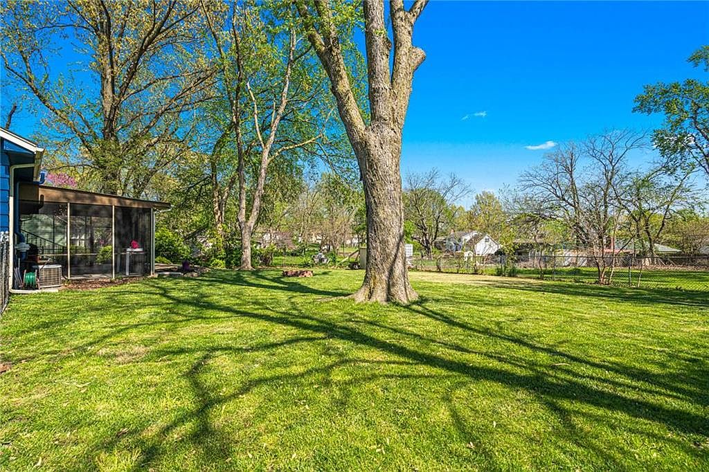 13331 W 61st Street — photo 34
