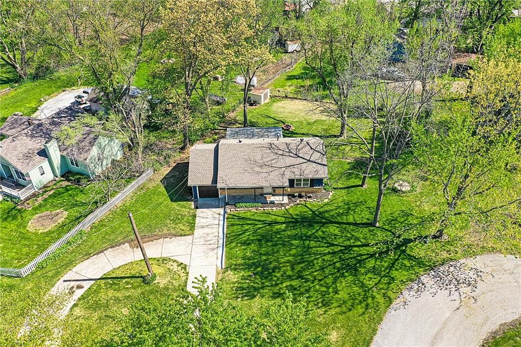 13331 W 61st Street — photo 42