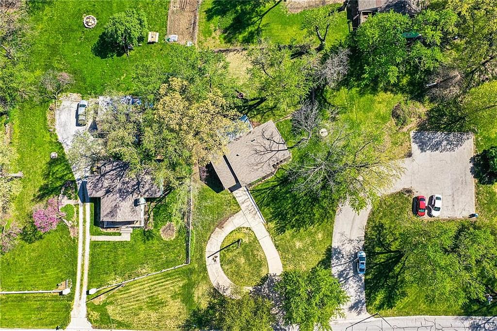 13331 W 61st Street — photo 49