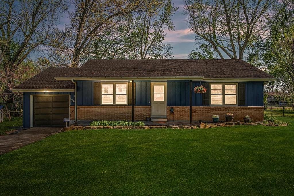 13331 W 61st Street — photo 50