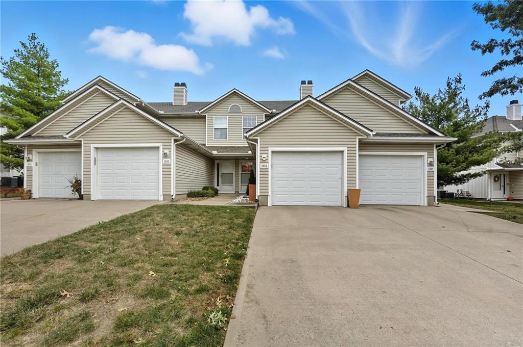 1335 SE Broadway Circle, Lee's Summit, MO