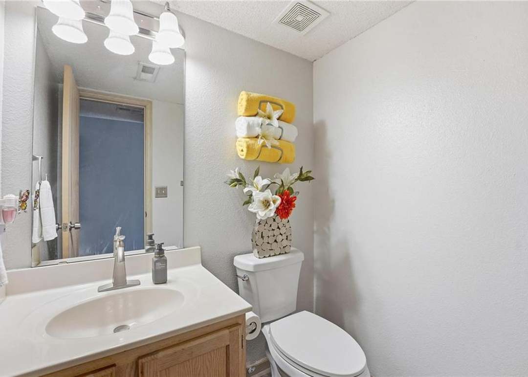 1335 SE Broadway Circle — photo 4