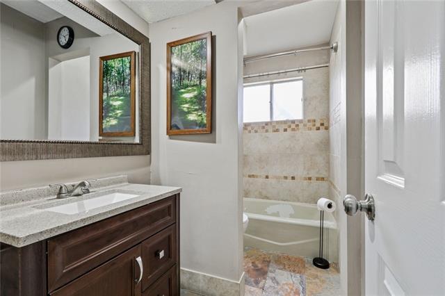 13408 W 102nd Street — photo 18