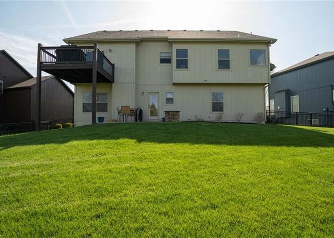 13422 W 173rd Terrace — photo 38