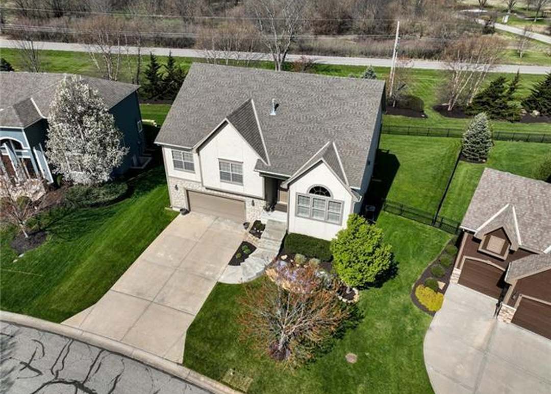 13422 W 173rd Terrace — photo 45