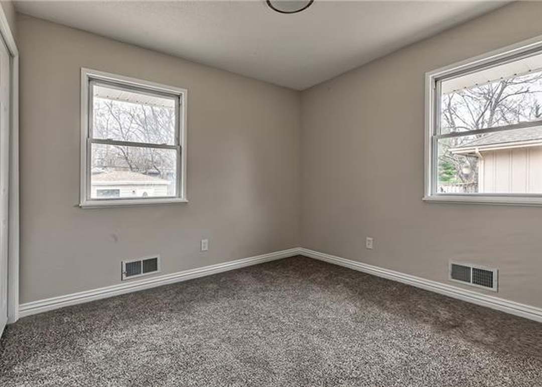 13428 Belmeade Avenue — photo 5