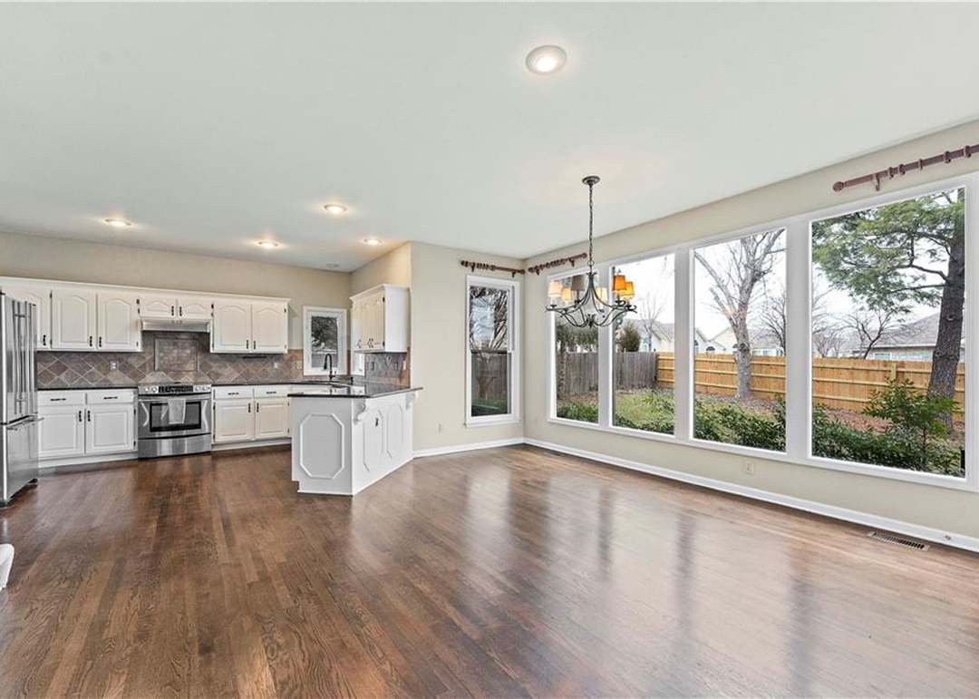13506 W 115th Street — photo 15