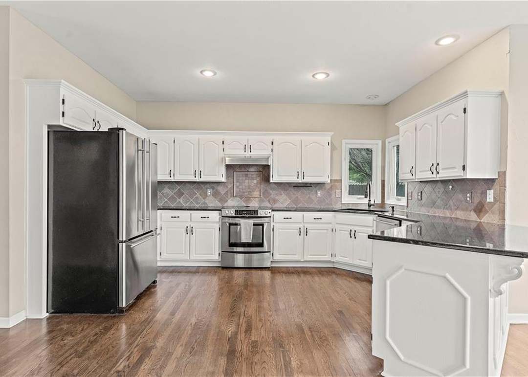13506 W 115th Street — photo 16