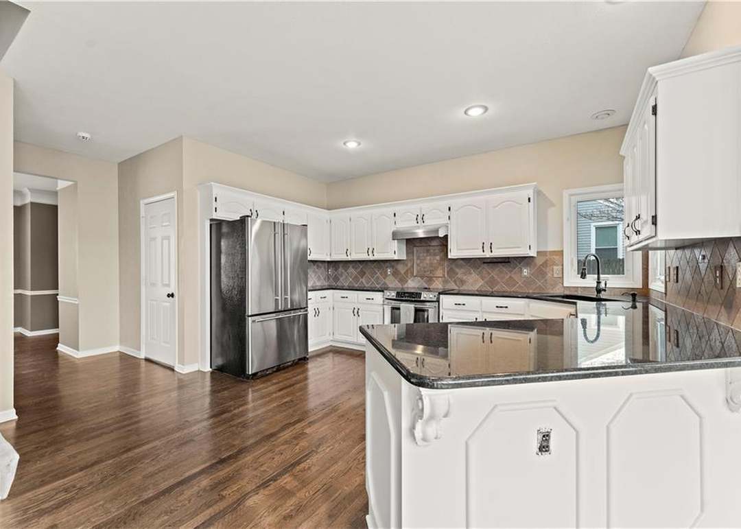13506 W 115th Street — photo 19