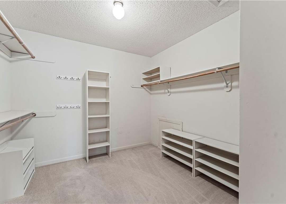 13506 W 115th Street — photo 24