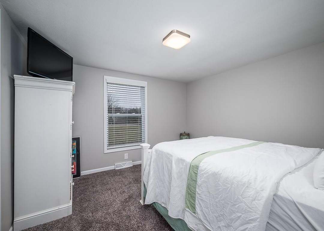 13550 158th Street — photo 7