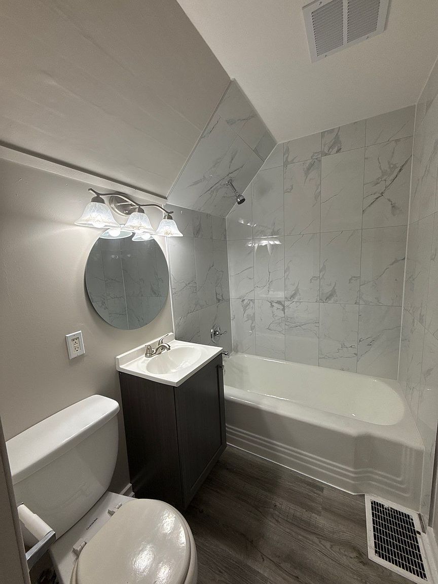 137 N White Avenue — photo 4