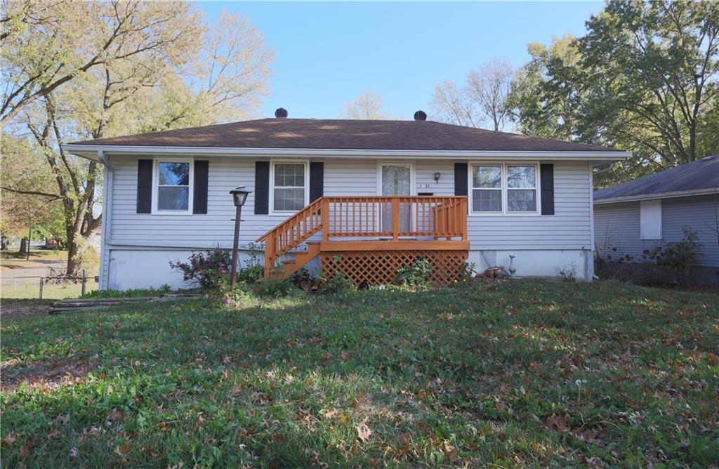 13723 Parker Avenue — photo 1