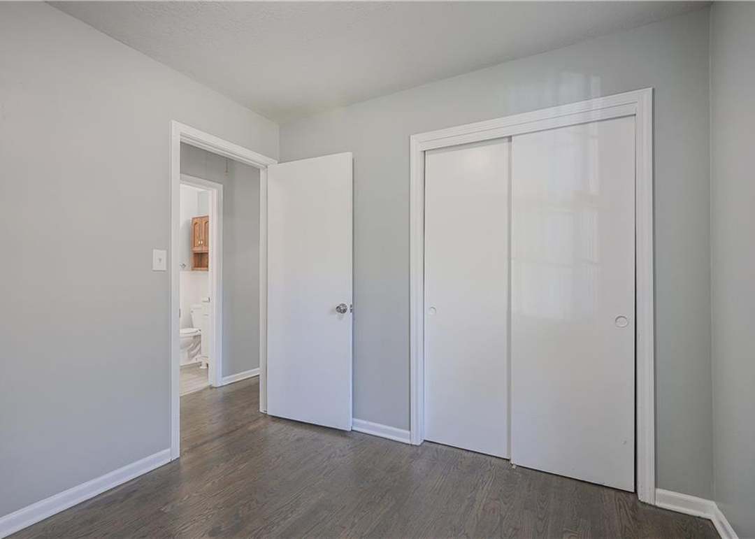 13723 Parker Avenue — photo 5