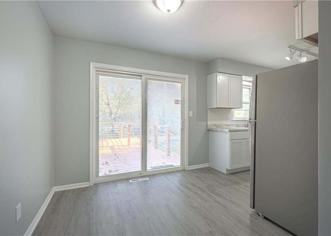 13723 Parker Avenue — photo 13