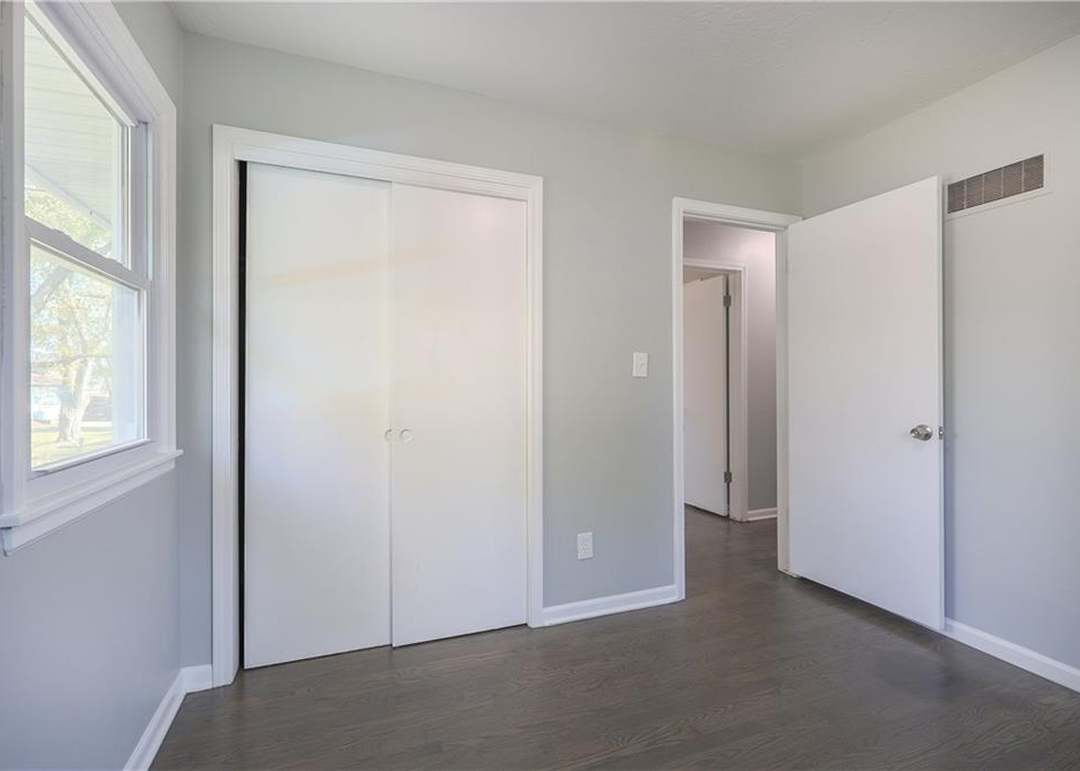 13723 Parker Avenue — photo 20