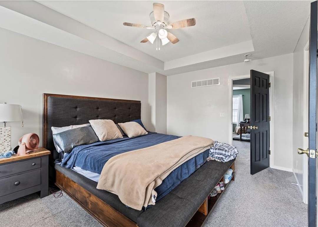 13733 Lawrence Avenue — photo 21