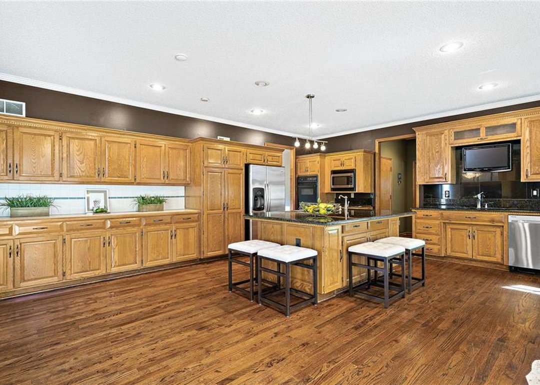13834 Hardy Street — photo 15